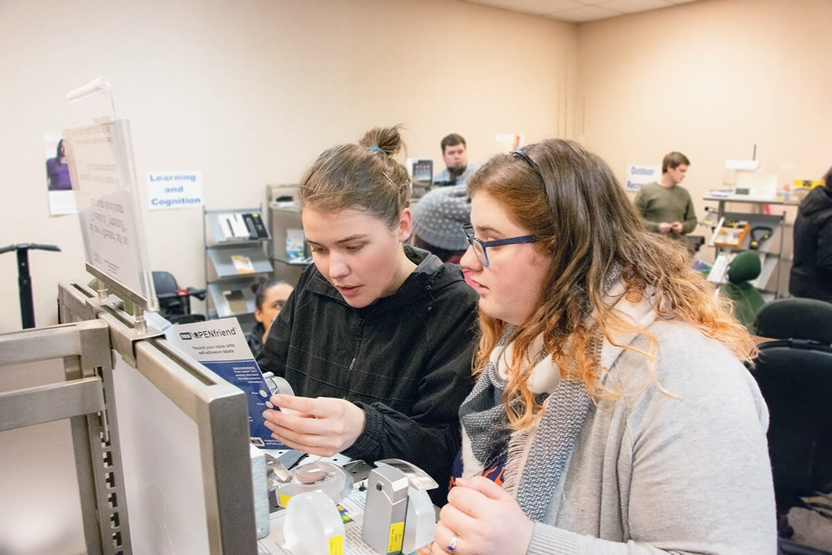 two female students in a technology lab