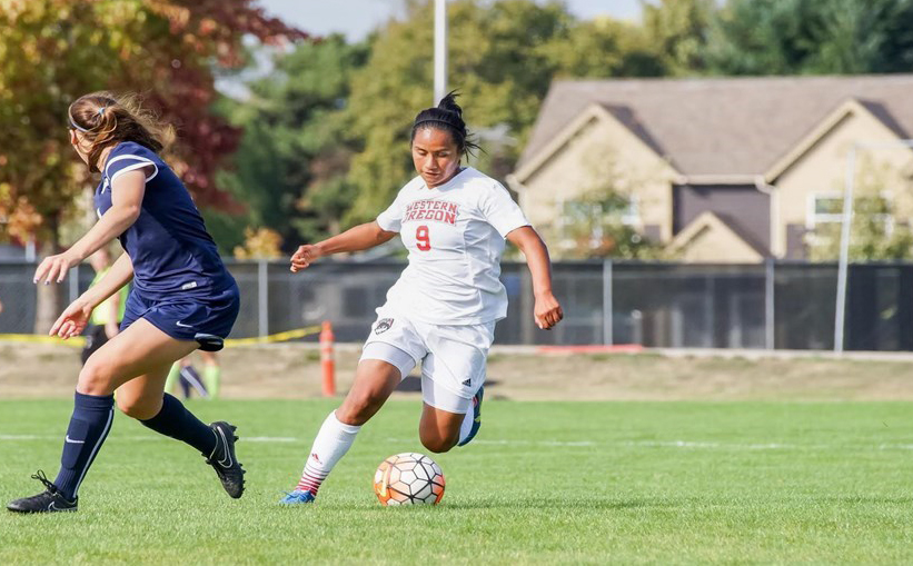 Women’s soccer triumphs in conference game