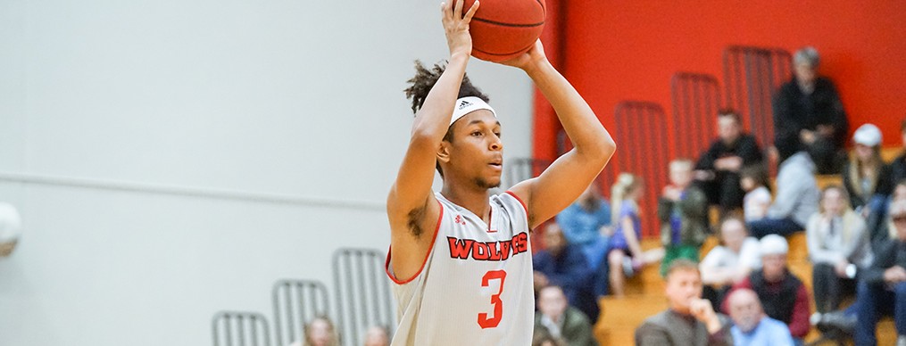 Wolves dominate Concordia 92-59