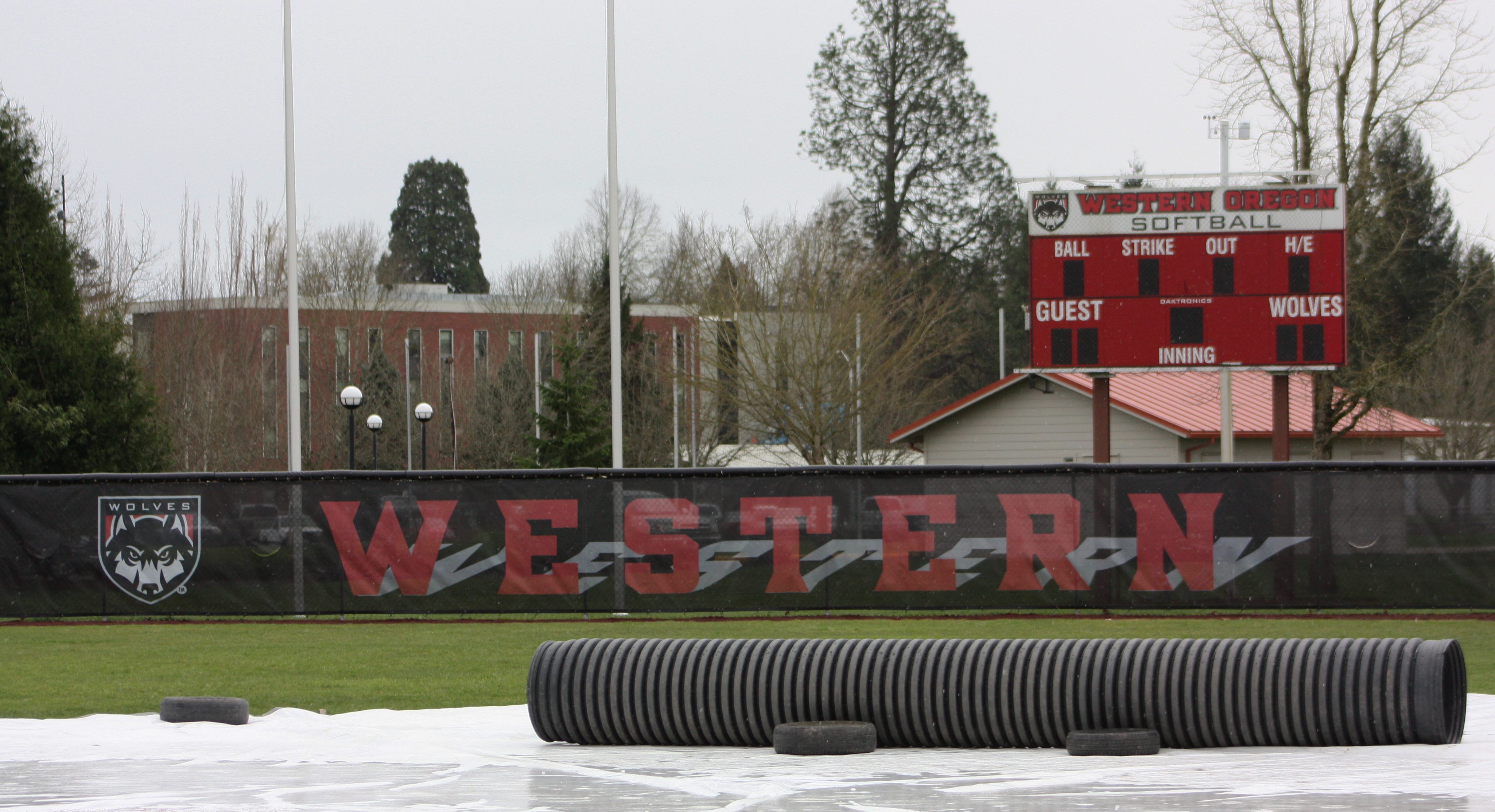 Rain messes with softball’s mojo