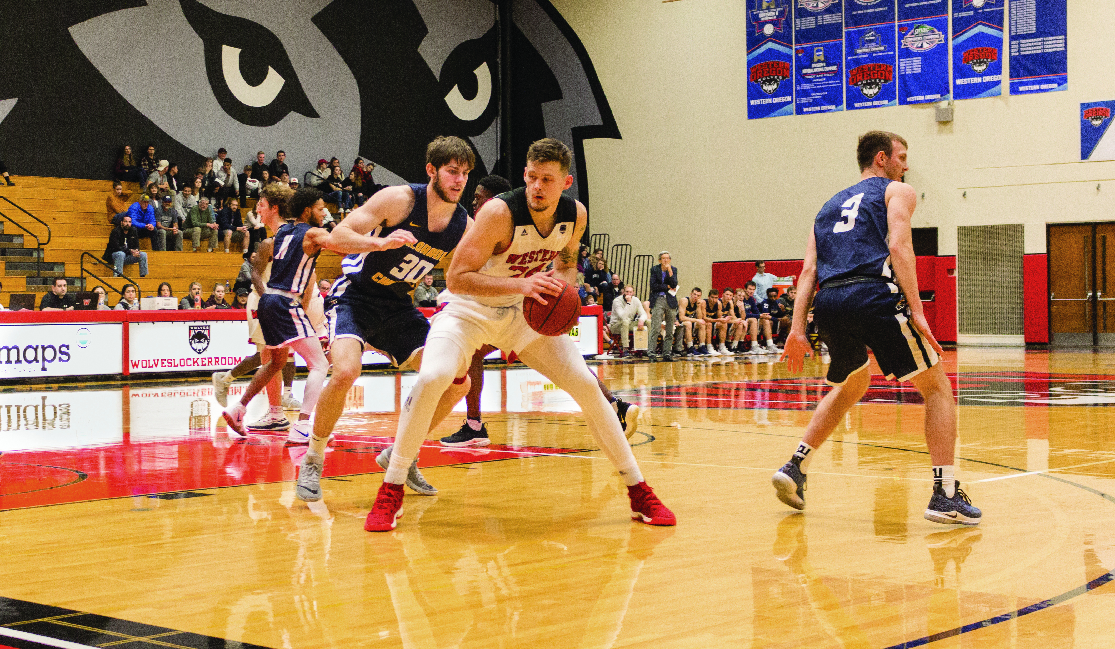 Western men’s basketball falls to Dixie State