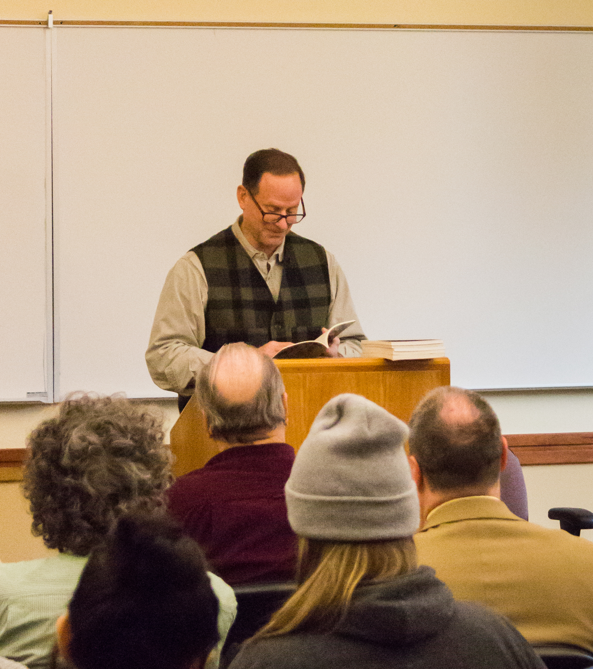 Guest poet Todd Davis gives a poetry reading at WOU
