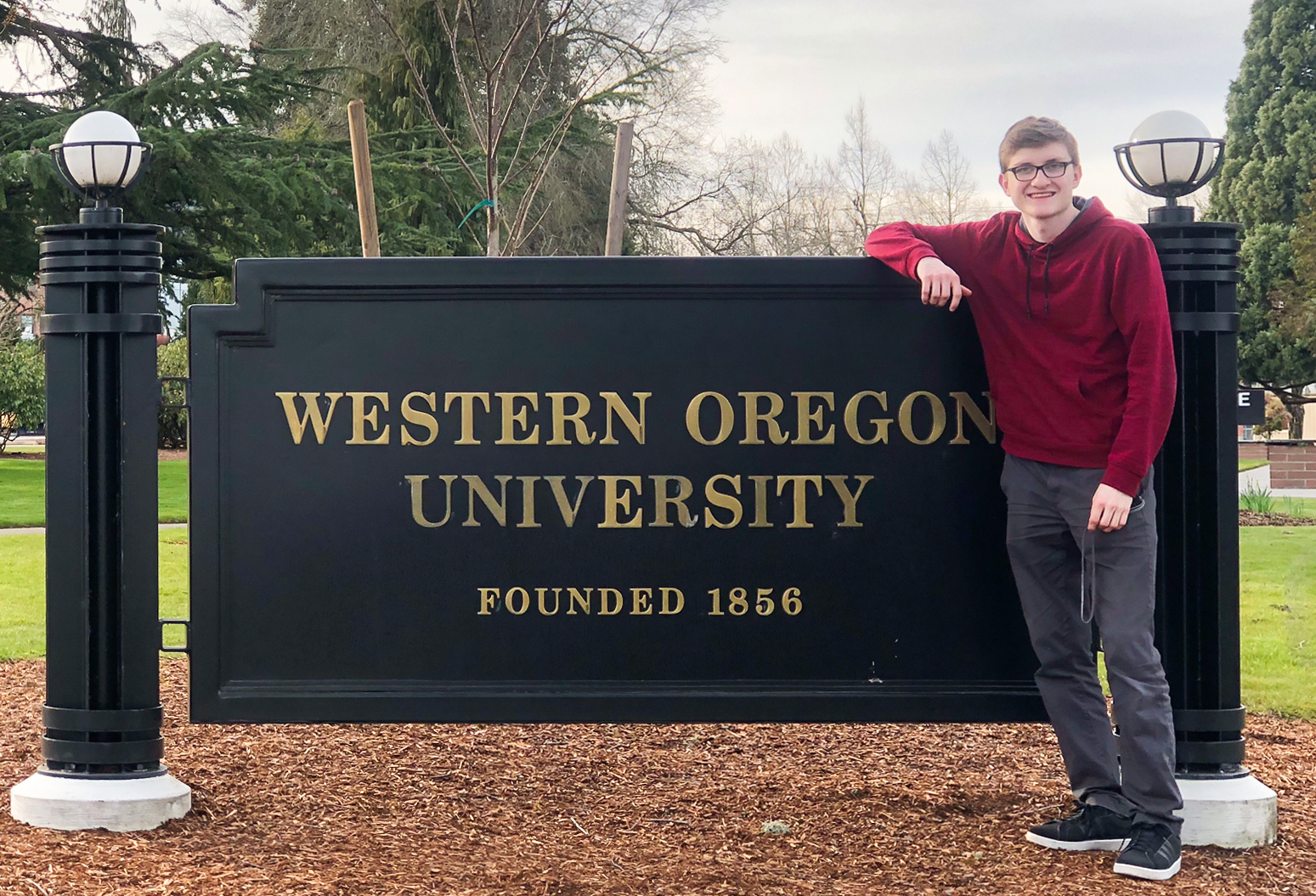 Top four senior photo spots on campus The Western Howl