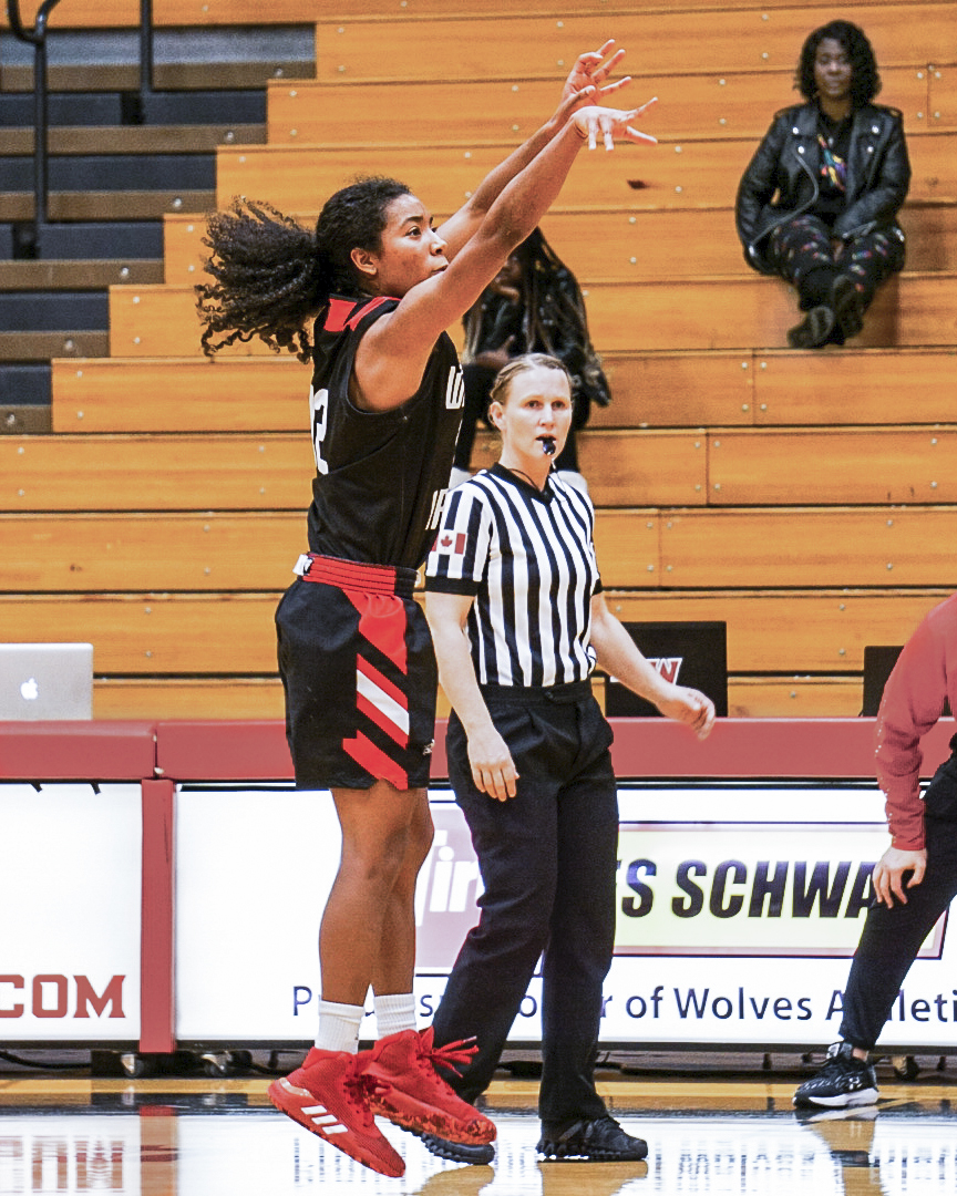 Women’s basketball bounce back from home opener, brings home first win of the season
